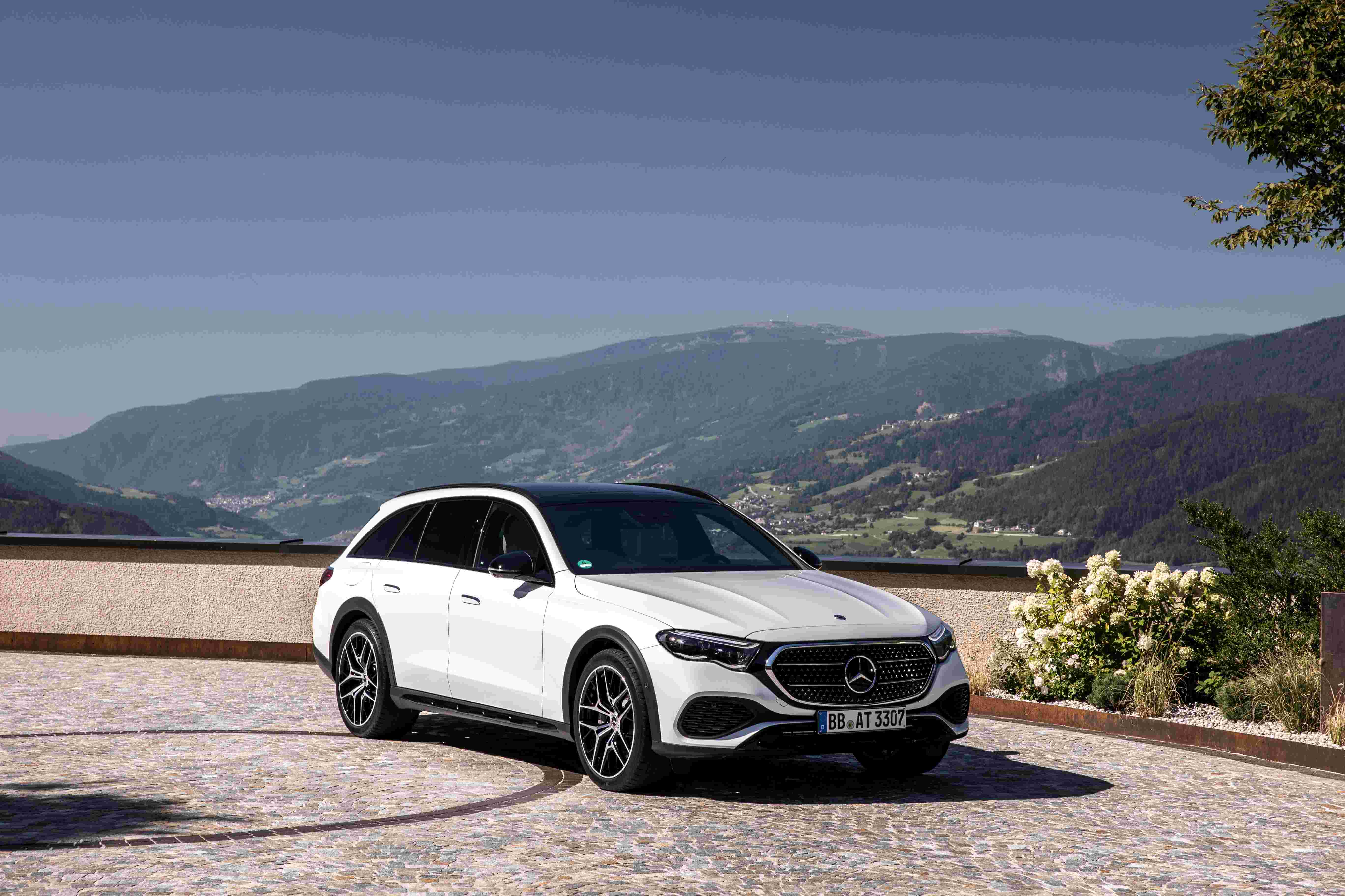 Mercedes lance une batterie domestique : jusqu'à 65% d'autonomie